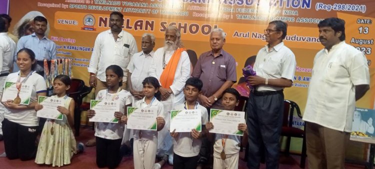 சுமார் 500-க்கும் மேற்பட்டோர் கலந்து கொண்ட யோகா சிறப்பு போட்டி!