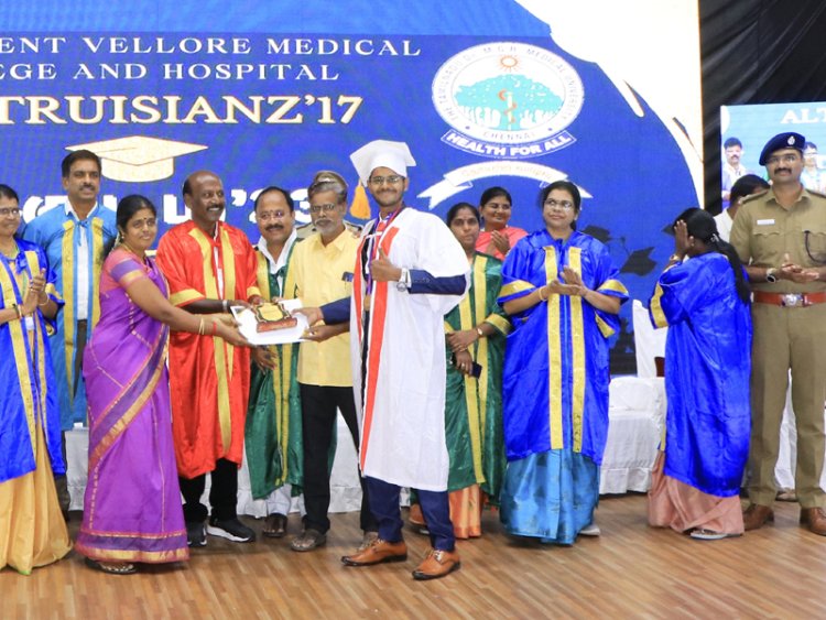 அரசு மருத்துவமனை கழிவுகள் ஏரியில் கலப்பு! மறுசூழற்சி செய்ய ரூ.9 கோடி ஒதுக்கீடு!! சொன்னார் அமைச்சர்!!!