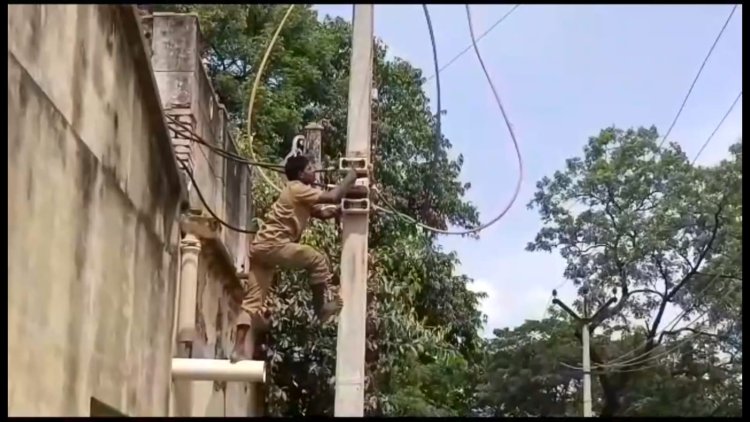 தோல் தொழிற்சாலையின் மின் இணைப்பு துண்டிப்பு! சுற்றுச் சூழல் பொறியாளருக்கு பாராட்டு!