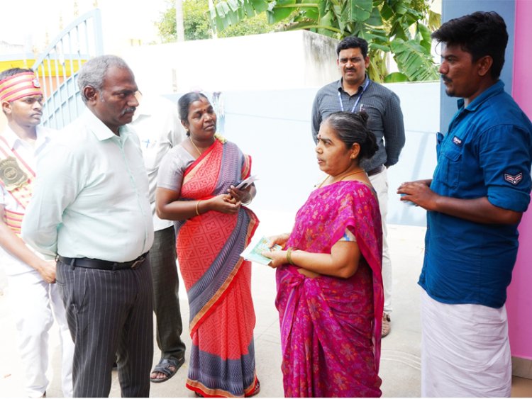 சுழலும் கலெக்டர்!