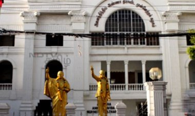 இரண்டாக பிரிக்கப்பட்ட ராணிப்பேட்டை மாவட்ட அதிமுக!