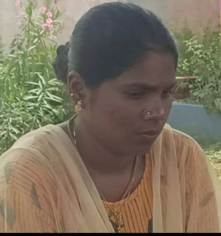 ஓடிப்போன கணவர் வீட்டு முன் ஒரு வாரமாக தர்ணா நடத்தும் பெண்!