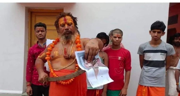 உதயநிதியின் தலைக்கு பத்து கோடியாம்! ஜூனியர் என மம்தா பானர்ஜி, காங் தலைவர்கள் எதிர்ப்பு!