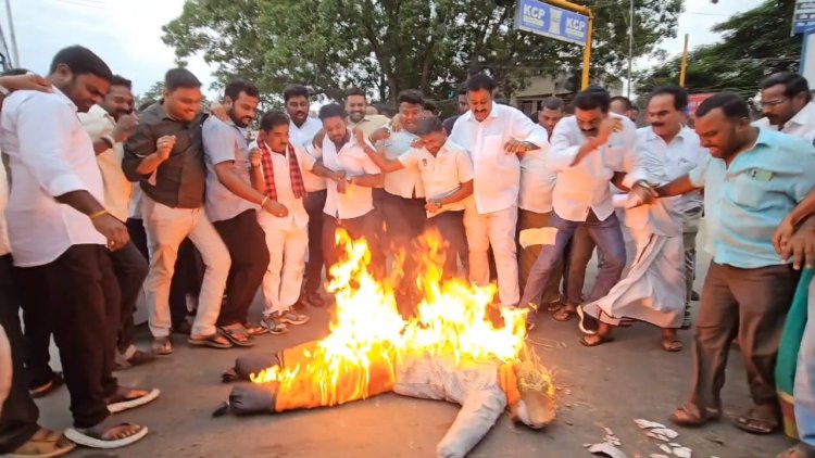 எல்லை மீறிய உதயநிதி ரசிகர் மன்றத்தினர்! கையை பிசைந்த போலிசார்!