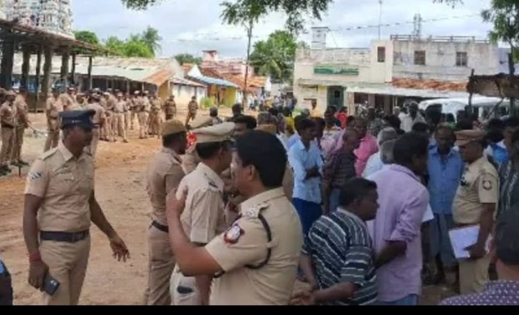 பட்டியலினத்தவரை கோவிலுக்குள் அனுமதிக்காத போலிசார்! வழக்கை காரணமாக சொன்னார்கள்!
