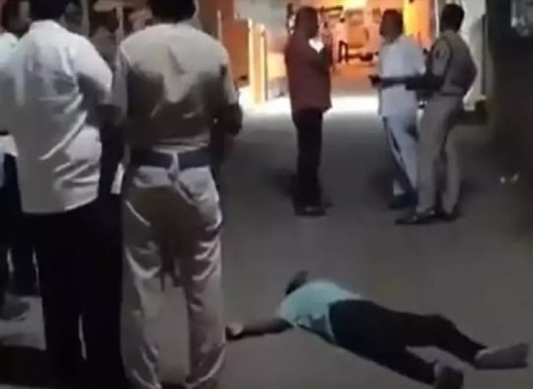 வட சென்னை சினிமா பாணி:- ரவுடி ஆபத்துசகாயத்தை போட்டுதள்ளிய 14 வயது சிறுவன்!