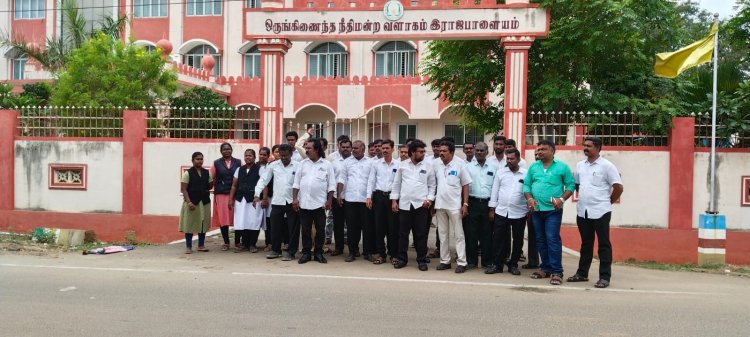 நீதிமன்றத்தில் இ-பையிலிங் வேண்டாமாம்!
