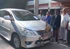 ஜப்தி நடவடிக்கைலியிருந்து தப்பிய ஆட்சியர் அலுவலக வாகனங்கள்!