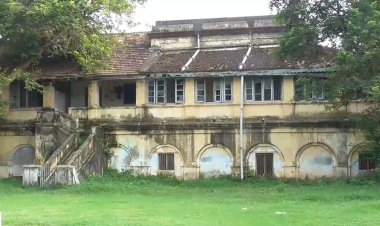 சமூக விரோதிகளின் கூடாரமாக மாறிவரும் வோலூர் கோட்டை! கட்டிடங்கள் பாழ்!!கண்டு கொள்ளாத அதிகாரிகள்!!!