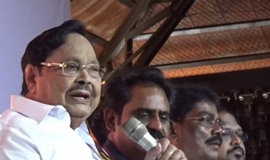 மோடியை பற்றியும் இறந்த லேடி பற்றியும் படியுங்கள்! திமுக மாணவரணிக்கு அமைச்சர் துரைமுருகன் ஐடியா!