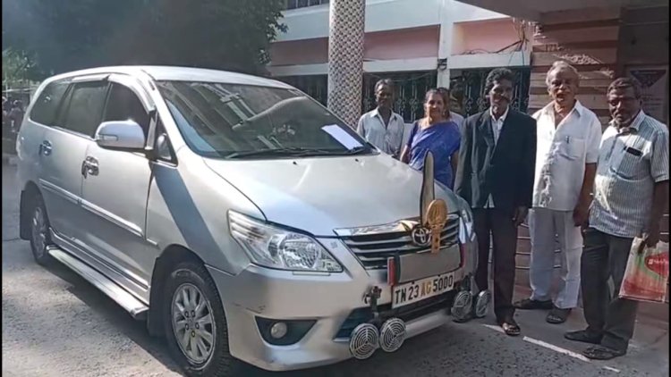 ஜப்தி நடவடிக்கைலியிருந்து தப்பிய ஆட்சியர் அலுவலக வாகனங்கள்!