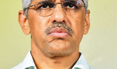 6 ஐ. ஏ. எஸ். அதிகாரிகள் அதிரடி மாற்றம்!