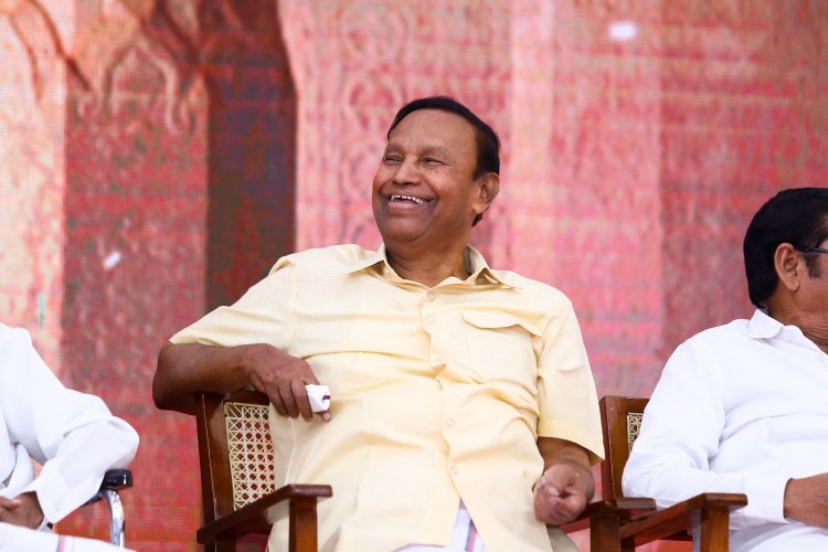 மத்திய அமைச்சரை திடீரென சந்தித்த திமுக எம்.பி., டி.ஆர்.பாலு! இது தான் காரணமாம்!