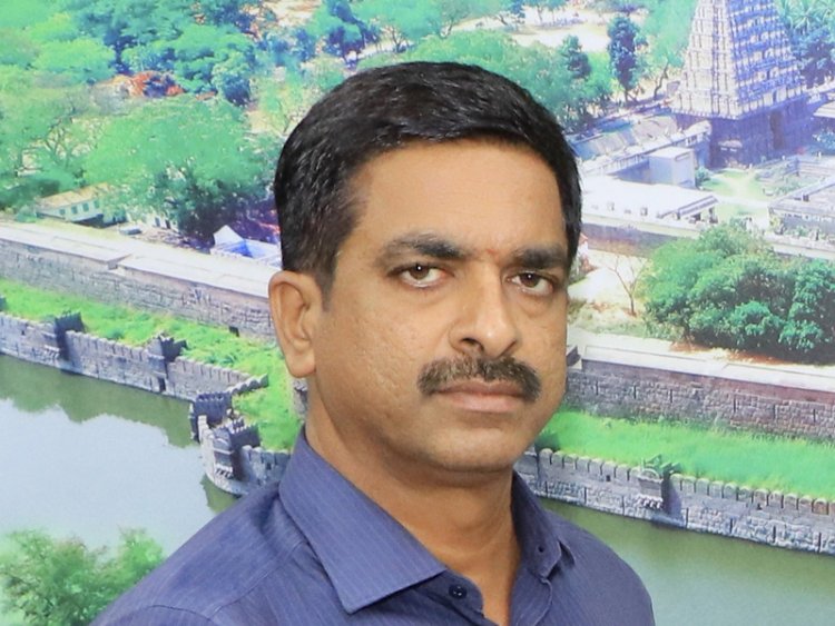 வட்டாட்சியர் அலுவகம் உள்ளிட்டவைகளில் பொதுமக்களை ஏமாற்றும் நபர்கள் மீது நடவடிக்கை! வேலூர் ஆட்சியர் எச்சரிக்கை!