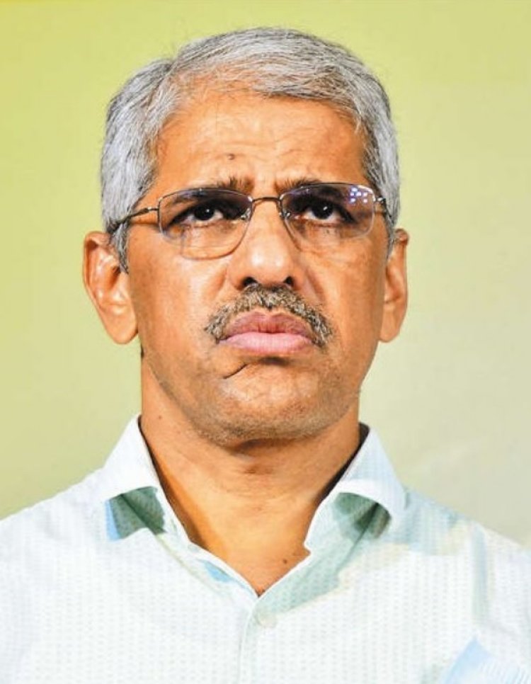 6 ஐ. ஏ. எஸ். அதிகாரிகள் அதிரடி மாற்றம்!