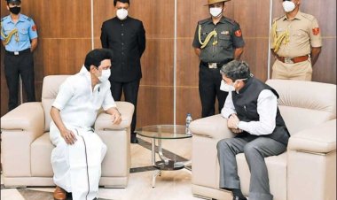 ஆளுநர் தரப்பில்தான் குழப்பம் ஏற்பட்டுள்ளது! முதல்வரை அழைத்து உட்கார்ந்து பேசி தீர்த்துக்கொள்ளுங்கள்! உச்ச நீதிமன்ற தலைமை நீதிபதி அட்வைஸ்!