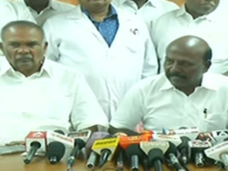 மழையால் 325 சுகாதார நிலையங்களுக்கு பாதிப்பாம்! பேட்டியளித்த அமைச்சர் ம.சு.