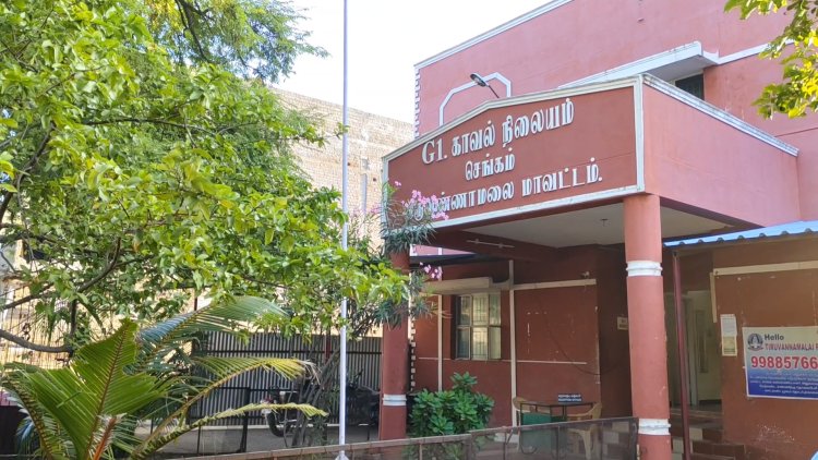 இன்னோவா காரில்Rs 15 லட்சம் குட்கா கடத்தல்!