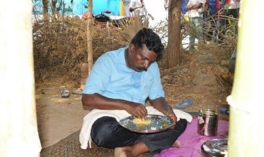 2 நாட்களாக மாரியம்மன் கோவில் சாம்பார் சாதம் சாப்பிட்டேன்! திருமாவளவன் பேச்சு!