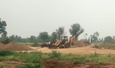 சட்டவிரோதமாக மண் அள்ளிய 2 ஜே.சி.பி பறிமுதல்!