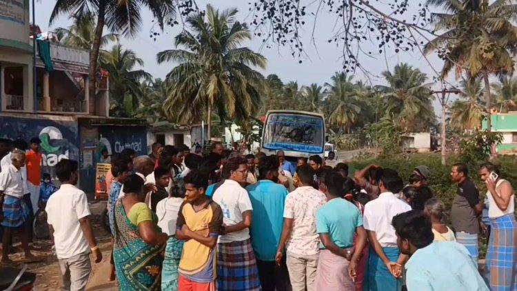 பொதுவழியை மறித்த திமுகவினர்! தட்டி கேட்டவர் தாக்கப்பட்டார்! சாலை மறியலால் பரபரப்பு!