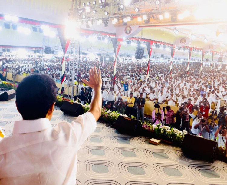 தமிழினத்தை அழித்து, நம்மை அடையாளமற்றவர்களாக ஆக்குவதற்குப் பா.ஜ.க திட்டமிட்டிருக்கிறது! திமுக இளைஞரணி மாநாட்டில் முதல்வர் மு.க.ஸ்டாலின் பேச்சு!