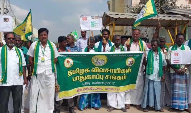 மலேசியா இந்தோனேசியா பாமாயிலுக்கு தடை விதிக்க கோரி சாலை மறியல்!