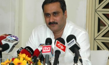 கடன் வலையில் சிக்கும் தமிழ்நாடு! பட்ஜெட் குறித்து பா.ம.க.தலைவர் அன்புமணி ராமதாஸ் விமர்சனம்!