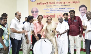 நாடக கலைஞர்கள் தகவல் தொடர்பாளர்களாக உள்ளனர்! வேலூர் ஆட்சியர் பேச்சு!