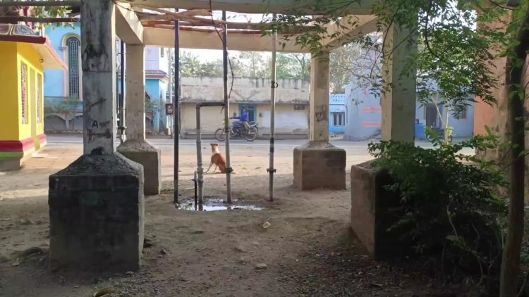 சரிந்து விழும் நிலையில் வாட்டர் டேங்க்! வேடிக்கை பார்க்கும் ஊராட்சி!