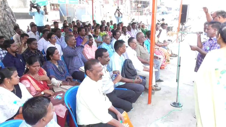 காலி அலுவலக உதவியாளர் பணியிடங்களை உடனே நிரப்ப கோரி போராட்டம்!