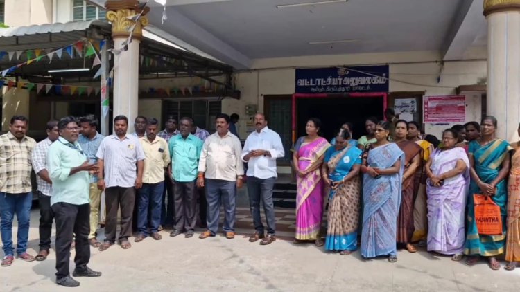 அரசை மிரட்டும்  கிராம உதவியாளர் சங்கத்தினர்!