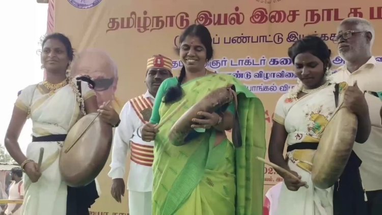பறை இசை வாசித்த இராணிப்பேட்டை கலெக்டர்!