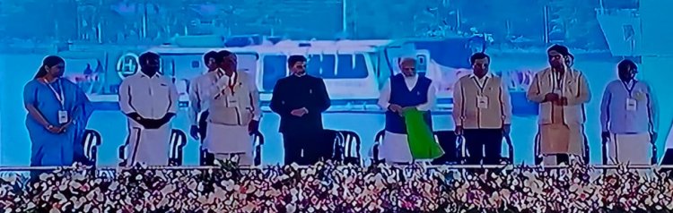 தமிழக அமைச்சர் எ.வ.வேலு மற்றும் தூத்துக்குடி எம்பி கனிமொழி பெயரை உச்சரிக்காத பிரதமர் மோடி!