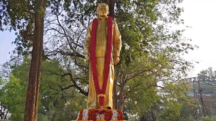 சுதந்திர போராட்ட வீரர் அண்ணல் தங்கோ சிலையை முதல்வர் திறந்தார்!