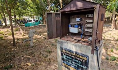 உயிர்பலி வாங்க காத்திருக்கும் மின் வயர்!