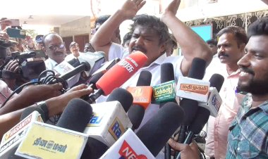 எதிர் நீச்சல் பாடலை பாடி மனுதாக்கல் செய்த மன்சூர் அலிகான்!