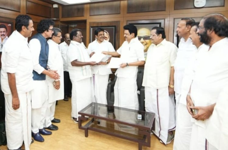 அப்பாடா.... காங்கிரஸ் - திமுக கூட்டணி உறுதியானது! 9+1 தொகுதிகள் ஒதுக்கீடு!