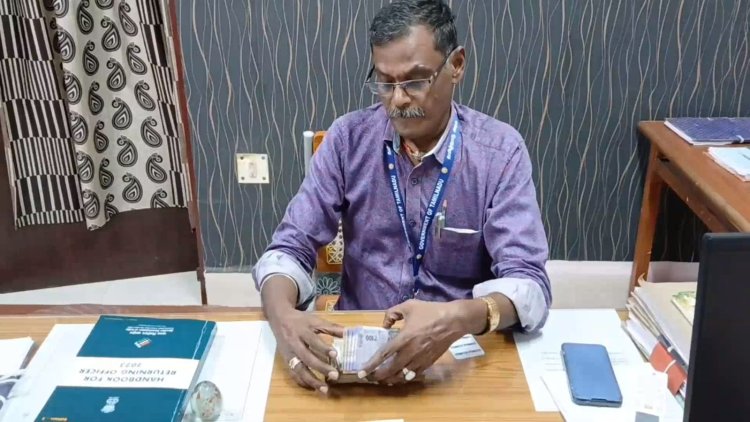 எப்படியோ பணம் பறிமுதல் செய்த வேலூர் பறக்கும்படையினர்!