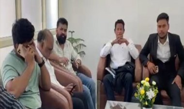 'என்னை அழைக்க வேண்டாம்': போதை பொருள் வழக்கில் ஆஜரான அமீர் வாட்ஸாப் ஸ்டேட்டஸ்!