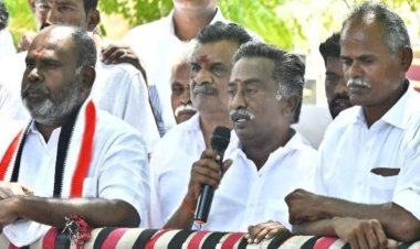 ராதிகா ஷூட்டிங் வந்திருக்கிறார்! தேர்தல் முடிந்ததும் பேக்கப் ஆகிவிடுவார்! முன்னாள் அமைச்சர் நக்கல்!