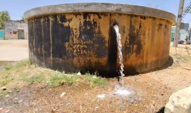 குடிதண்ணீர் வேஸ்ட்! ஊராட்சி பணீயாளர்கள் வேடிக்கை!