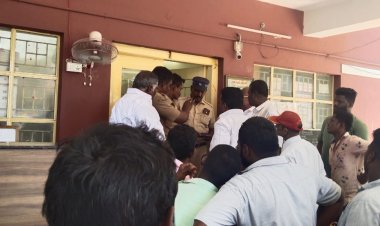 விதிகளை பின்பற்றாத டாஸ்மாக் பாருக்கு தீ....! காவல் நிலையத்தை முற்றுகையிட்ட மக்கள்!