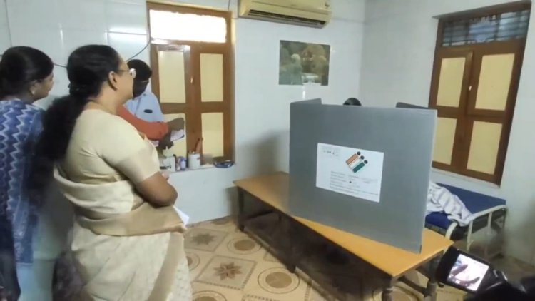 தேர்தல் பணிகளில் மும்முரம் காட்டும் வேலூர் மாவட்டம்!