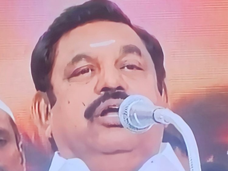 நிர்வாகிகளிடம் புலம்பினாராமே எடப்பாடி! பலர் தலைமைக்கு விசுவாசமாக இல்லை!தொண்டர்கள் மீது பழி சுமத்த திட்டமா?