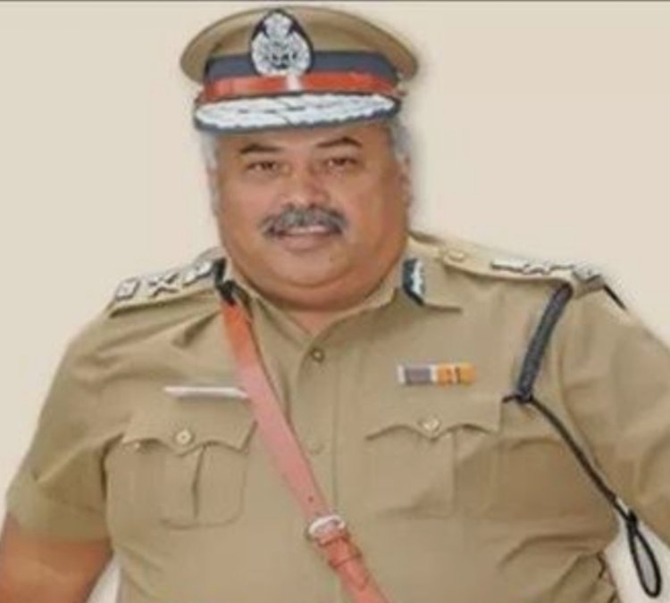 அய்யா...... சாமி... என்னை சிறைக்கு அனுப்பாதீங்க! பாலியல் ராஜேஷ் தாஸ் உச்ச நீதிமன்றத்தில் முறையீடு!