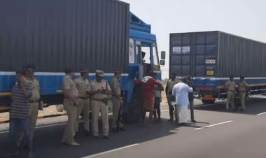 4 கன்டெய்னர் லாரிகள் ரூ.2000 கோடி! ஆந்திராவில் பரபரப்பு!