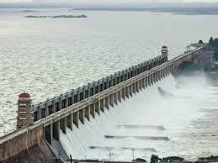 காவிரி நீர் பிரச்சனை! கர்நாடகவின் கோரிக்கையை ஏற்காத ஒழுங்காற்றுக் குழு!!