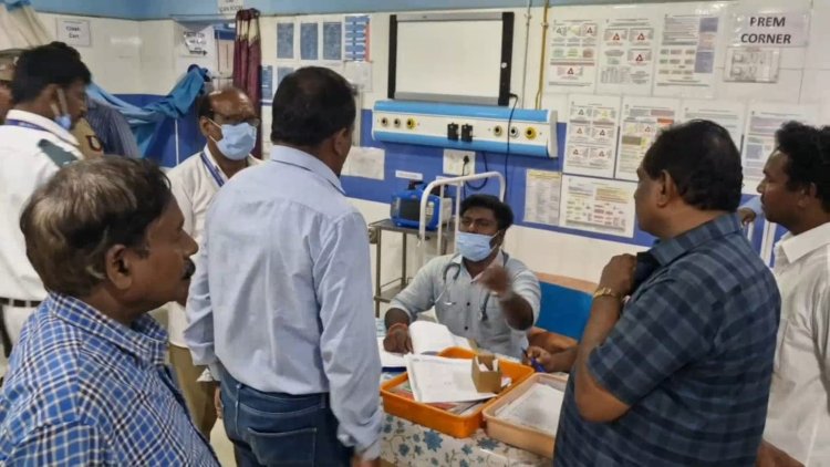கிறிஸ்தவ தேவாலய பதவிக்கான போட்டியில் அடிதடி!ஆடி அசைந்து வந்த ஆம்பூர் நகர போலிசார்!