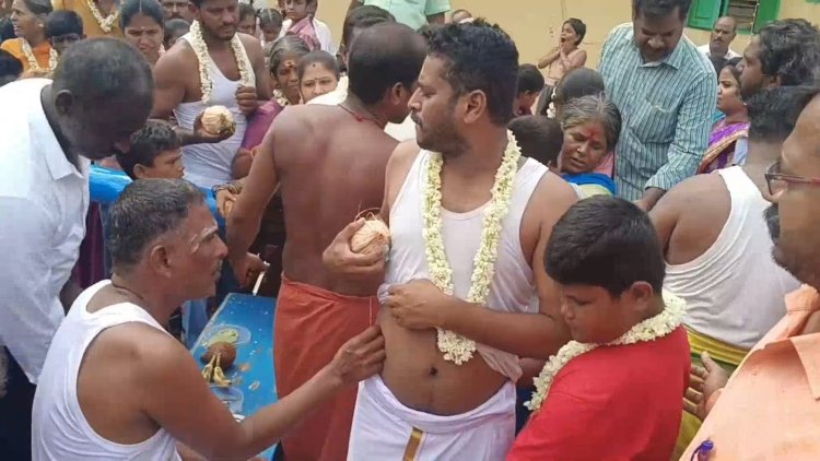 மனித சதையை அறுத்து விநோத பிரார்த்தனை!